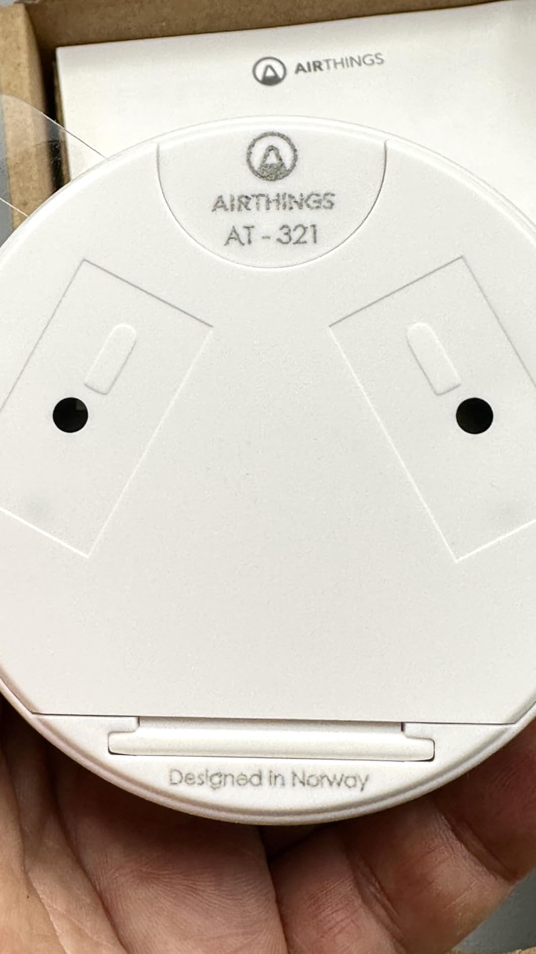 Airthings 321 Wave Enhance monitor CO2 VOC Bluetooth