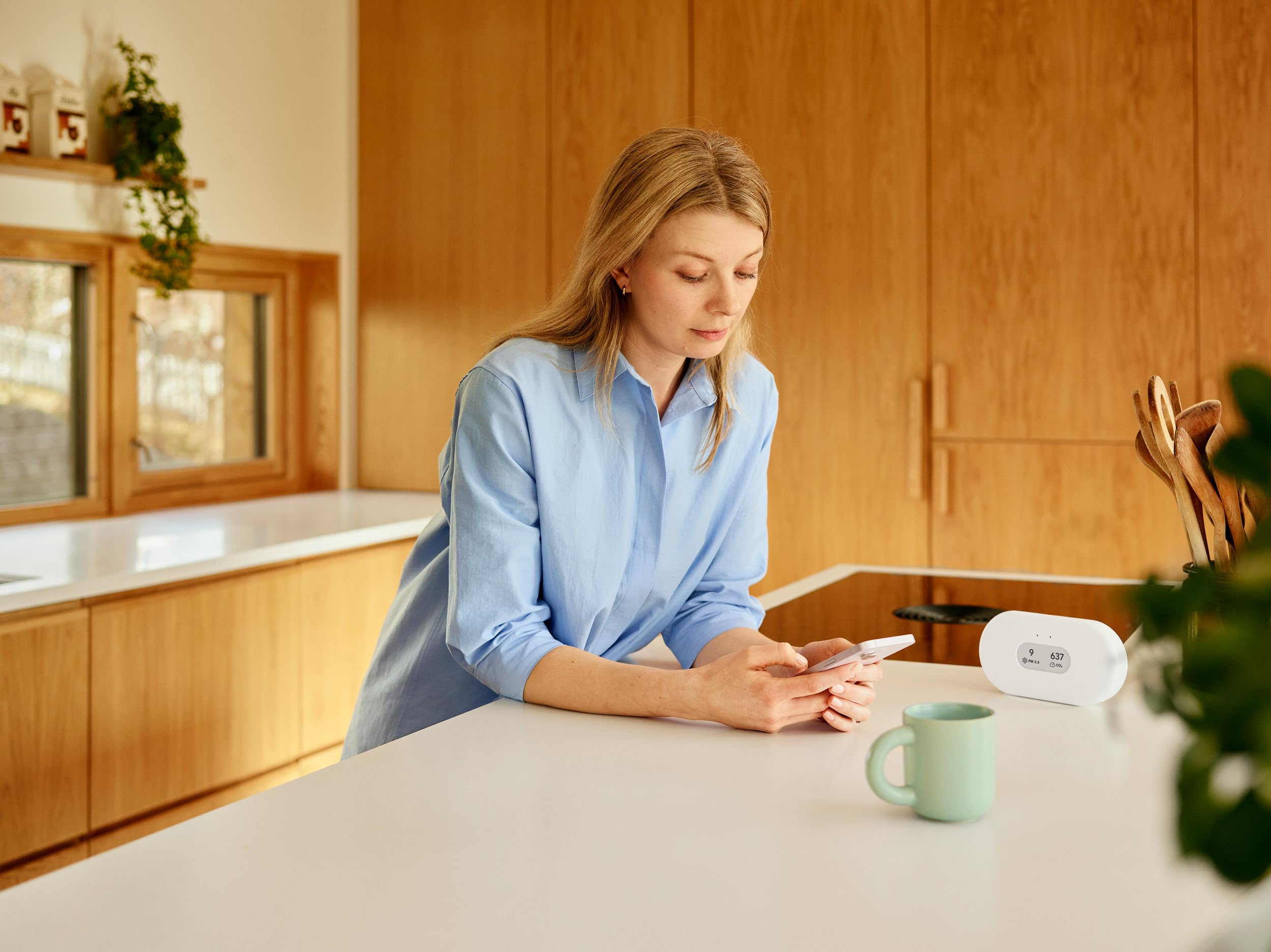 Airthings View Plus 2960 monitor aria radon CO2 PM2.5 Wi-Fi